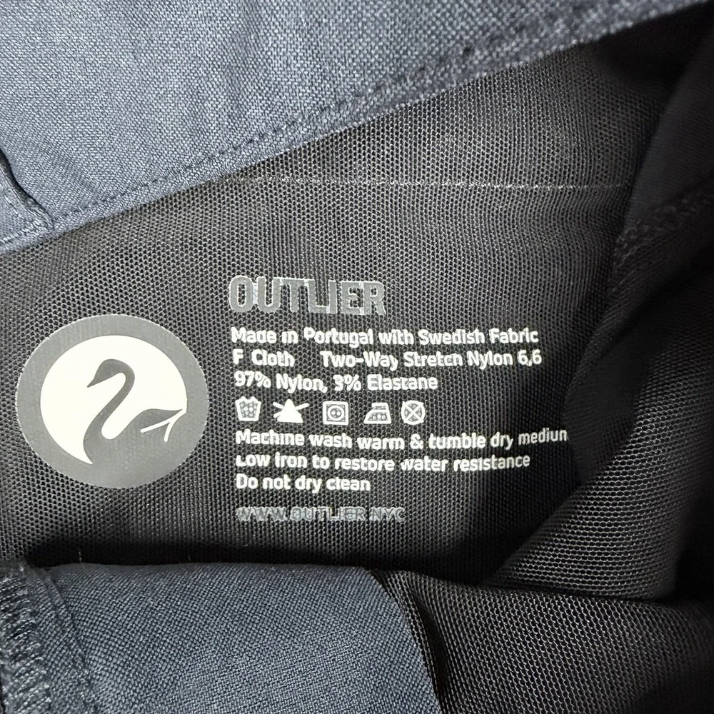 Outlier Futureworks Pants Mens 33x30 Straight Navy Blue Nylon F. Cloth Tech EUC